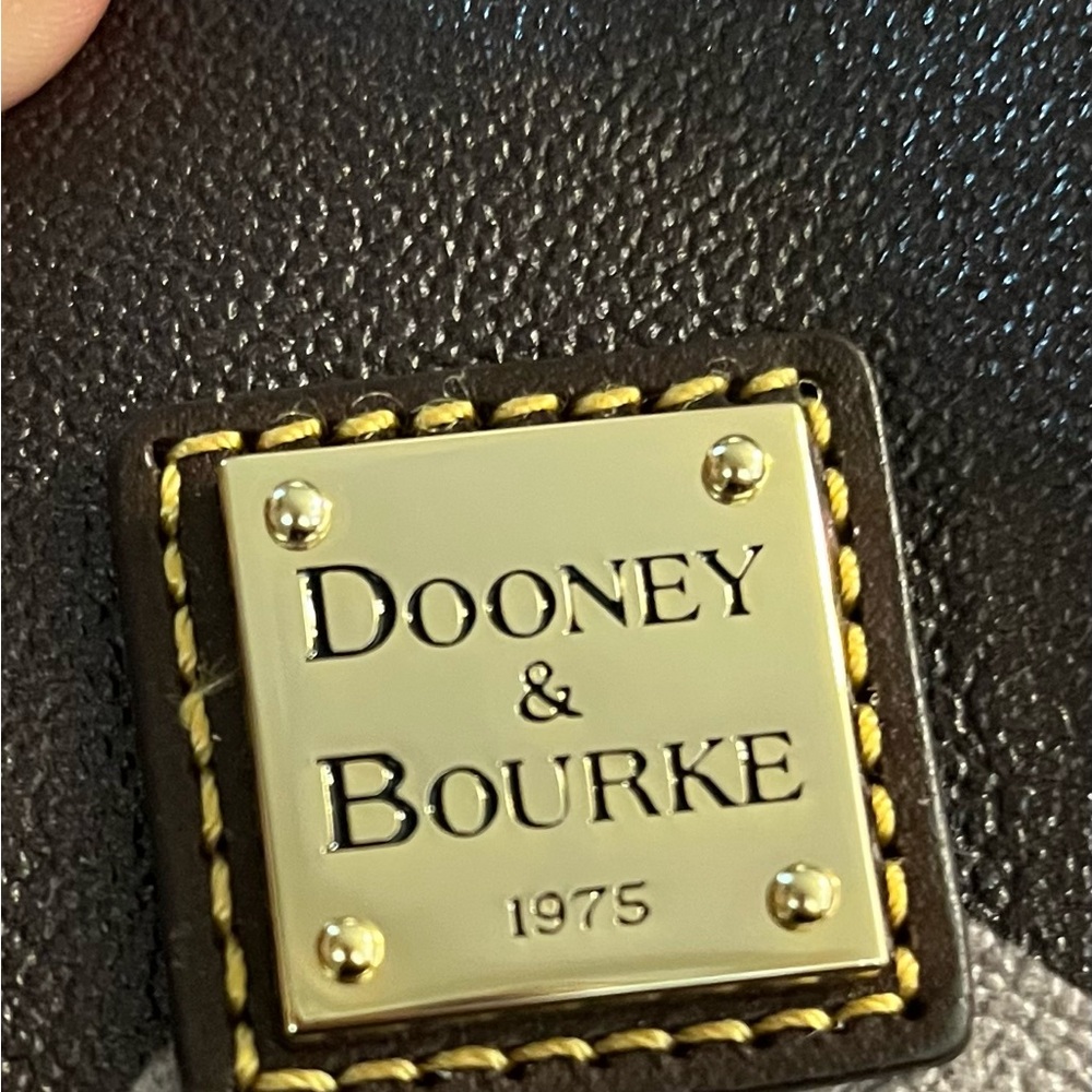 Dooney & Bourke, Chevron Bag,New condition - Picture 8 of 16